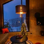 New Apartment, Porch & Sauna, Sunnmore Alps Appartement *