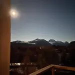 New Apartment, Porch & Sauna, Sunnmore Alps Apartment *