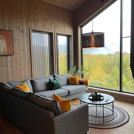 Lägenhet New Apartment, Porch & Sauna, Sunnmore Alps Stranda (More og Romsdal)