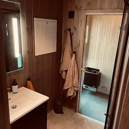 New Apartment, Porch & Sauna, Sunnmore Alps Lägenhet Stranda (More og Romsdal)