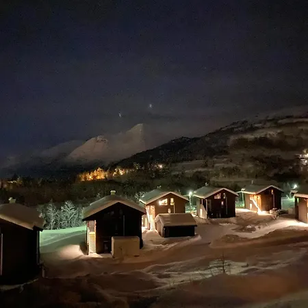 New Apartment, Porch & Sauna, Sunnmore Alps Appartement *
