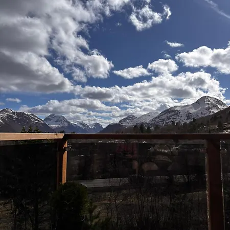 New Apartment, Porch & Sauna, Sunnmore Alps Appartement