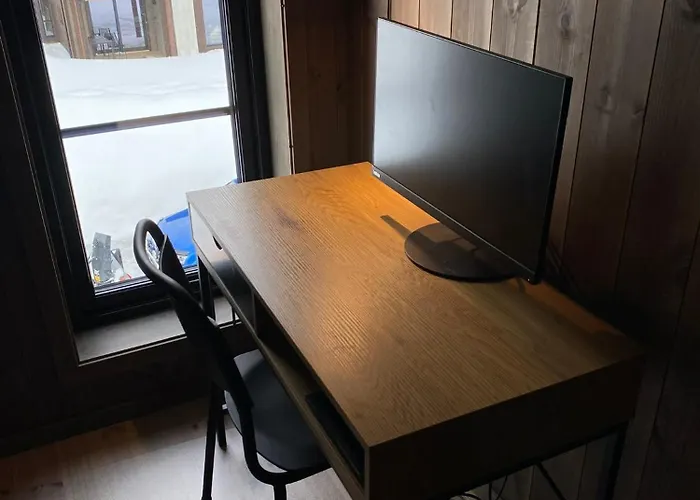 New Apartment, Porch & Sauna, Sunnmore Alps ستراندا