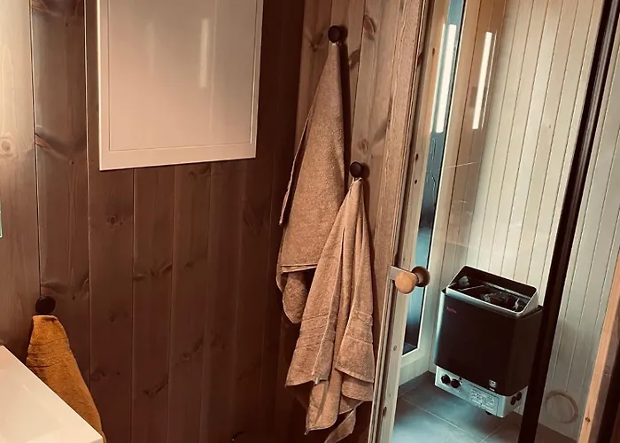 شقة New Apartment, Porch & Sauna, Sunnmore Alps *