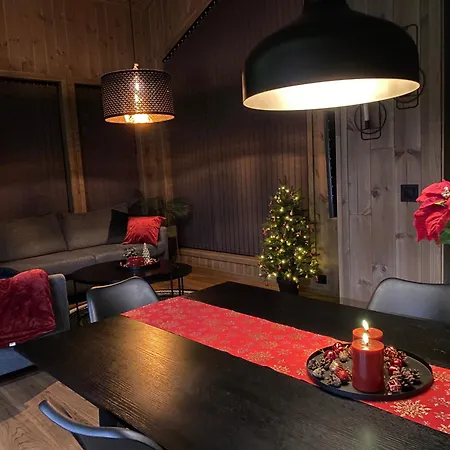 New Apartment, Porch & Sauna, Sunnmore Alps Appartement Stranda (More og Romsdal)